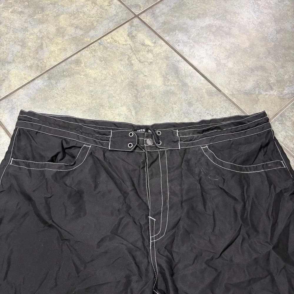 True Religion Men’s Board Shorts Swim Trunks Size 42 Black Swimwear Beach Y2K